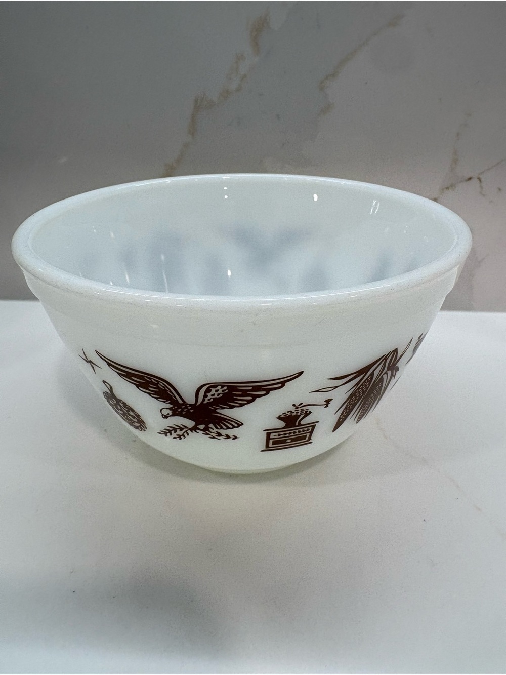 Vintage 1960’s Pyrex Early American 401
(1 1/2 pint)mixing bowl.